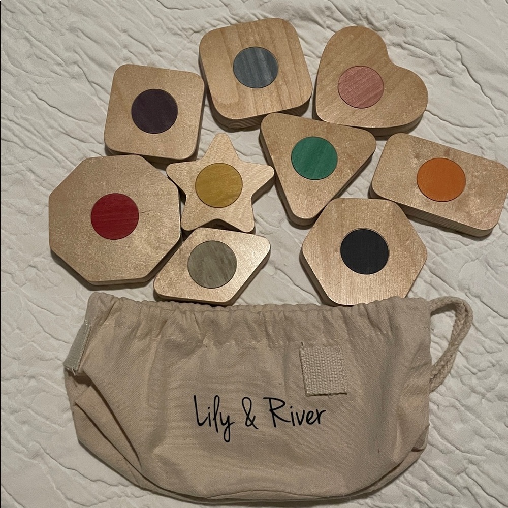 Lily & River Wooden Shape Set